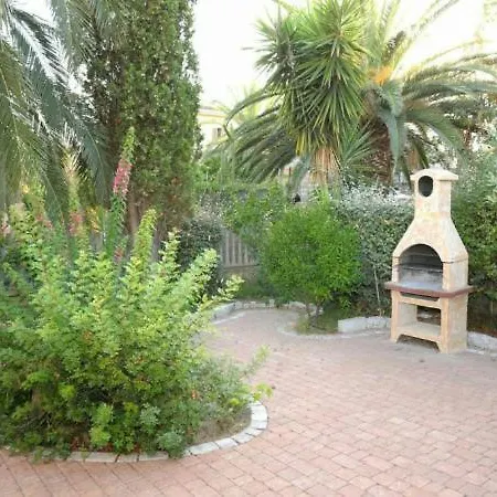 Sleeps 2 Air Con Apartamento *
