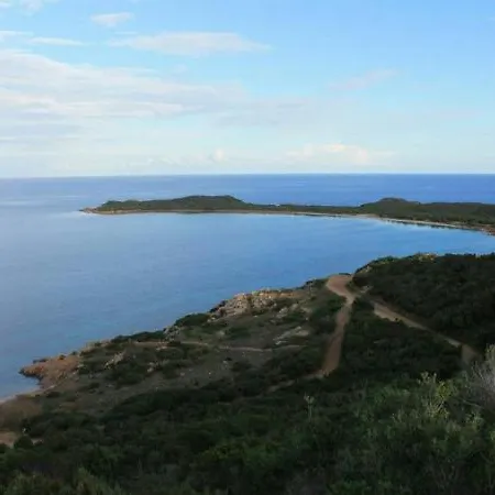 Sleeps 2 Air Con Apartment *